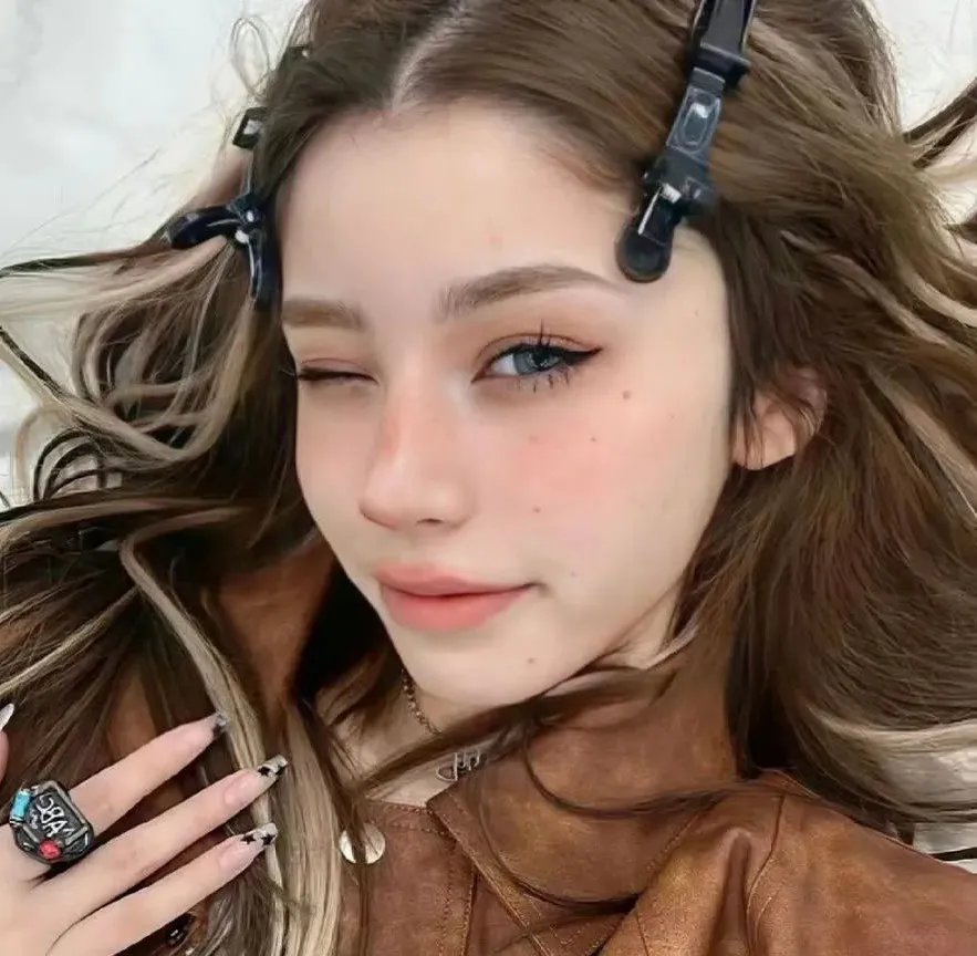 卡特琳娜·伊兹梅洛娃